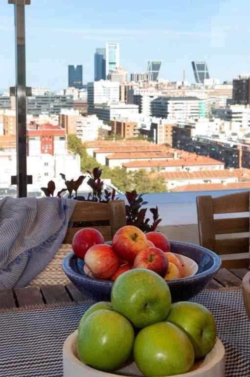 Wishome - Atico Con Espectacular Terraza En Bernabeu Madrid Ngoại thất bức ảnh